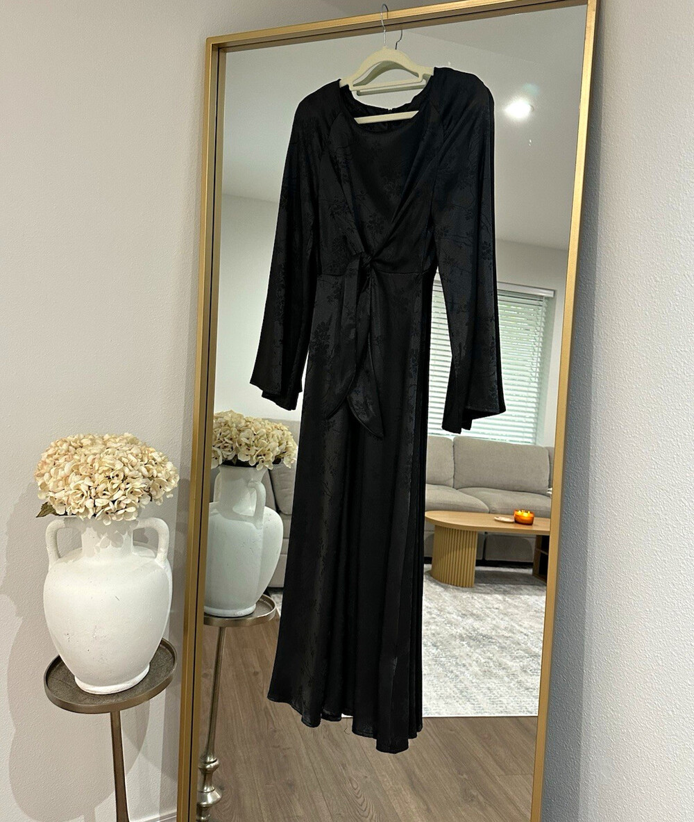 Women’s S Black Satin Floral Jacquard Wrap Maxi Dress Bell Sleeve Tie